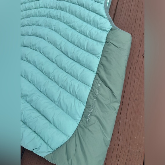 Nike ACG Insulated Vest – Packable & Heat-Regulating - Picture 7 of 8